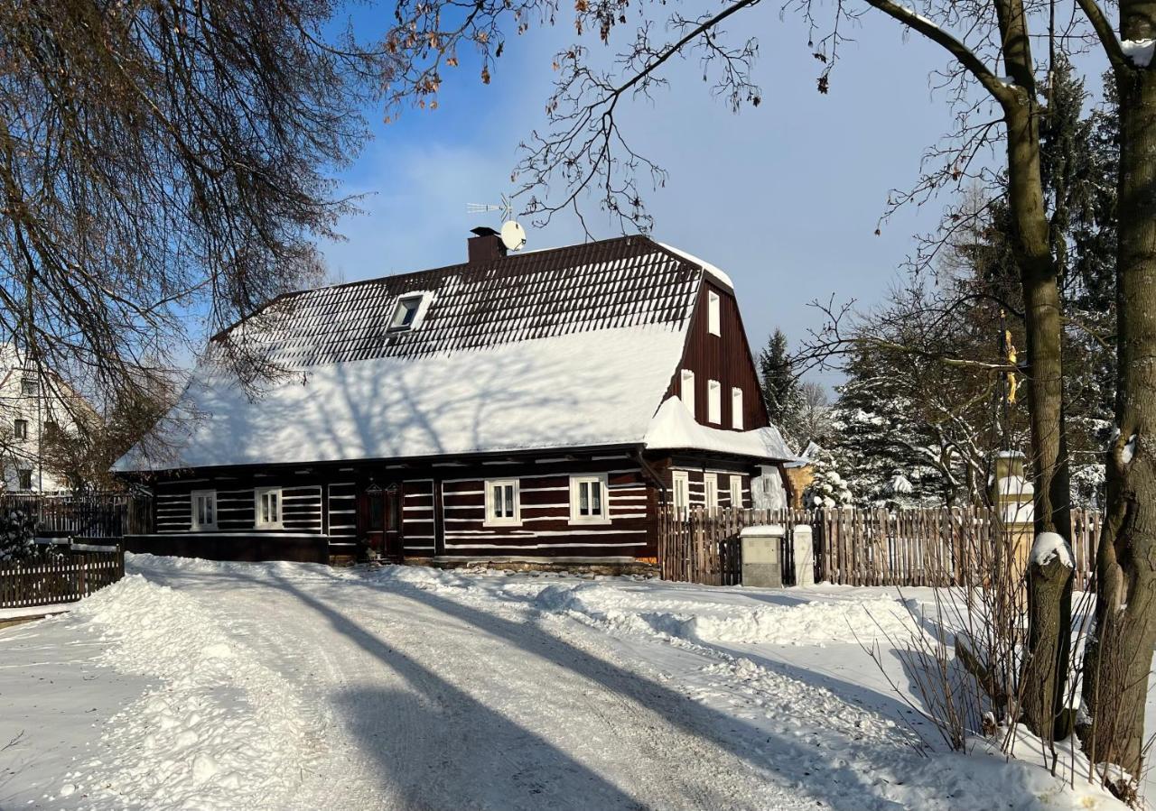 Roubenka Kailas Villa Červená Voda Exterior foto